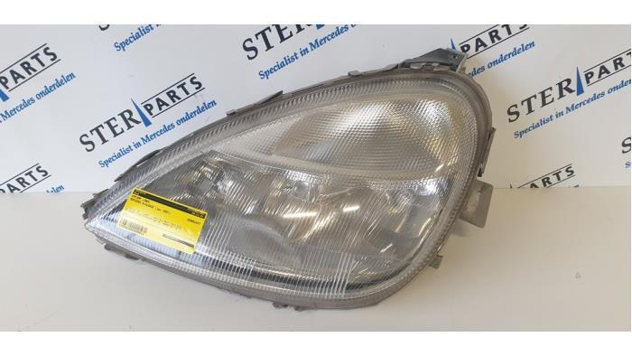 Koplamp links van een Mercedes A-Klasse, Auto-onderdelen, Verlichting, Mercedes-Benz, Gebruikt, 3 maanden garantie, Ophalen of Verzenden