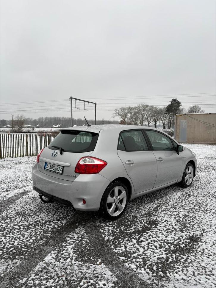 Toyota auris hybride 48.000km, Auto's, Toyota, Particulier, Auris, ABS, Achteruitrijcamera, Airconditioning, Alarm, Bluetooth