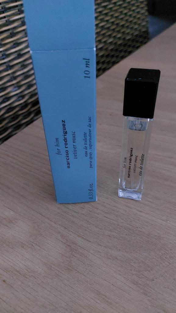 Eau de toilette VETIVER MUSC de NARCISO RODRIGUEZ pour homme, Bijoux, Sacs & Beauté, Beauté | Parfums, Neuf, Enlèvement