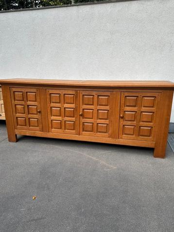 Vintage kast beschikbaar voor biedingen