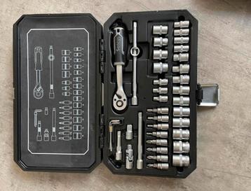Outillage Sencys 75€ beschikbaar voor biedingen