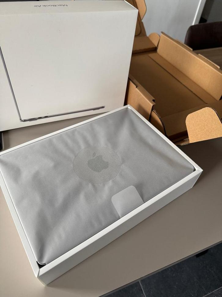 MacBook Air M2 – 256 GB – 8 GB RAM – Space Grey, Computers en Software, Apple Macbooks, Zo goed als nieuw, MacBook, 13 inch, Onbekend
