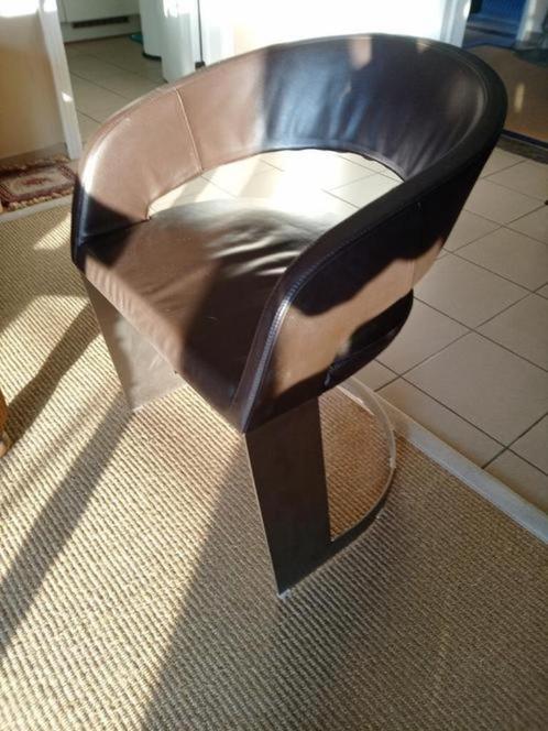 2 Durlet eetkamer stoelen, Huis en Inrichting, Stoelen, Zo goed als nieuw, Twee, Leer, Metaal, Bruin, Ophalen