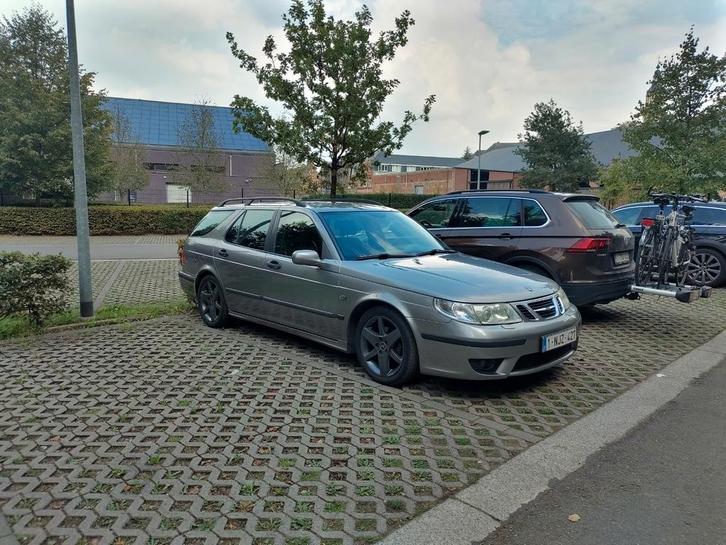 Saab 9 5 Estate 2.0T, Auto's, Saab, Particulier, Saab 9-5, Trekhaak, Benzine, Euro 3, Break, 5 deurs, Handgeschakeld, Zilver of Grijs