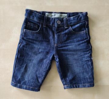 Mooie soepele jeansshort, maat 110 beschikbaar voor biedingen