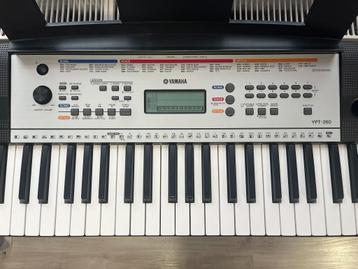  Piano numérique Yamaha YPT-260 beschikbaar voor biedingen