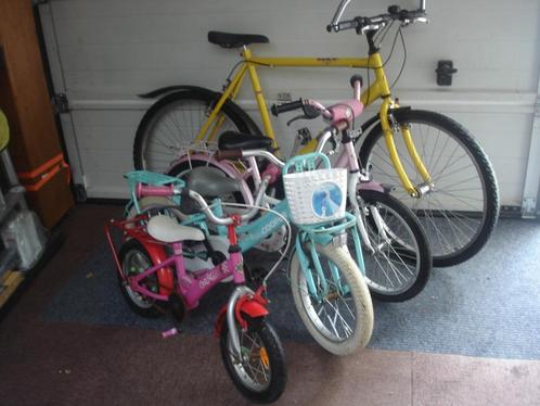 50€ voor 4 opknap fietsen 3 Meisjesfietsen &1 Mtb, Fietsen en Brommers, Fietsen | Meisjes, Gebruikt, 16 inch, Handrem, Versnellingen