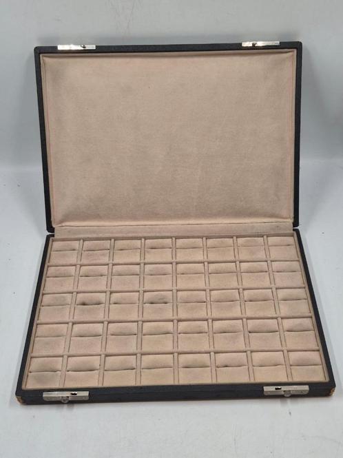 Presentatiedoos voor ringen, munten of medailles, Postzegels en Munten, Penningen en Medailles, Ophalen