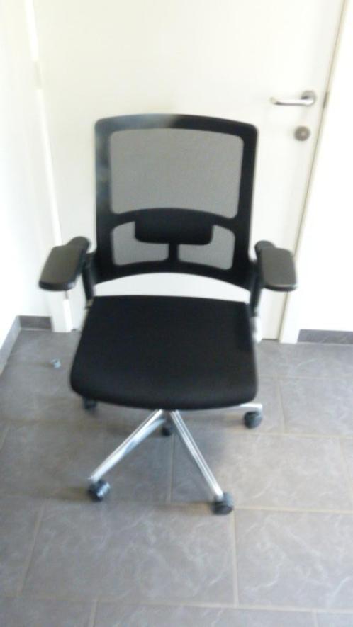 Ahrend bureaustoel, Huis en Inrichting, Bureaustoelen, Zo goed als nieuw, Bureaustoel, Zwart, Ergonomisch, Ophalen