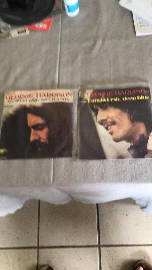 2 singles van George Harrison, Cd's en Dvd's, Vinyl | Rock, Gebruikt, Poprock, Overige formaten, Ophalen of Verzenden