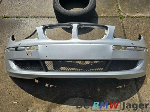 Voorbumper grijs BMW 1-serie E81 E87 LCI 51110029500, Auto-onderdelen, Carrosserie, Bumper, Voor, Gebruikt, Ophalen of Verzenden