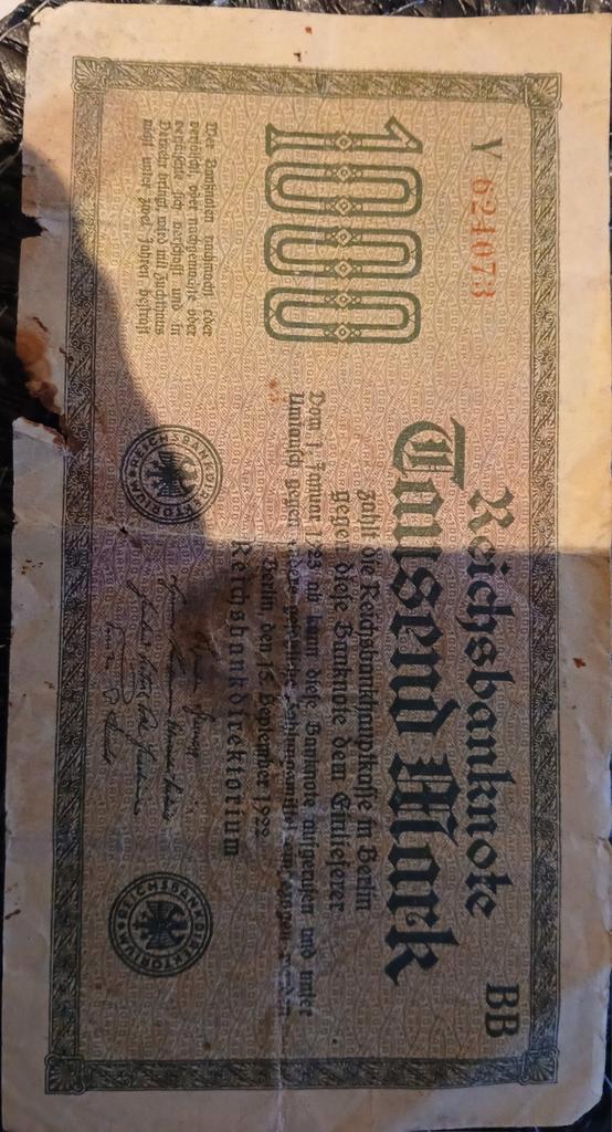 Différents billets, Timbres & Monnaies, Billets de banque | Europe | Billets non-euro, Envoi