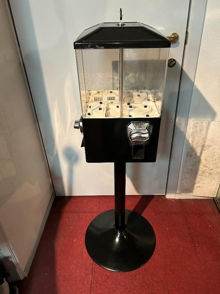 Distributeur de bonbons, chewing-gum, Collections, Machines | Machines à sous, Comme neuf, Euro, Avec clés, Enlèvement