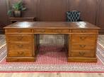Klassiek Engels bureau partnerdesk (Eichholtz) #540, Huis en Inrichting, Bureaus, Ophalen of Verzenden, Zo goed als nieuw, Bureau