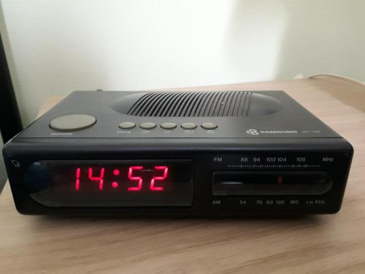 Wekker, Elektronische apparatuur, Wekkers, Zo goed als nieuw, Digitaal, Ophalen