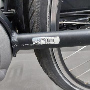 Te koop elektrische damesfiets beschikbaar voor biedingen