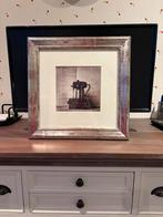 Cadre romantique avec livres et fleurs, Antiquités & Art, Enlèvement ou Envoi