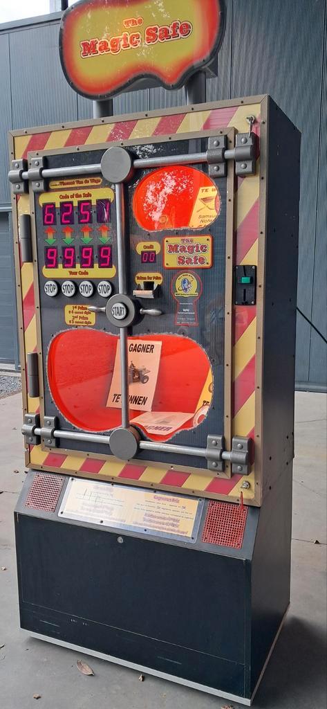 The Magic Safe (kermis/lunapark), Verzamelen, Automaten | Flipperkasten, Zo goed als nieuw, Ophalen