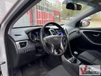 Hyundai i30 Wagon 1.6 GDI i-Motion | € 3.250,- NETTO! | Airc, Auto's, Bedrijf, Electronic Stability Program (ESP), Zilver of Grijs