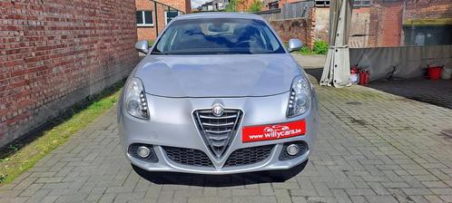 Alfa Romeo Giulietta 1.4i Turbo * Leder * Auto Airco * Alu v, Autos, Alfa Romeo, Entreprise, Achat, Giulietta, ABS, Airbags, Air conditionné