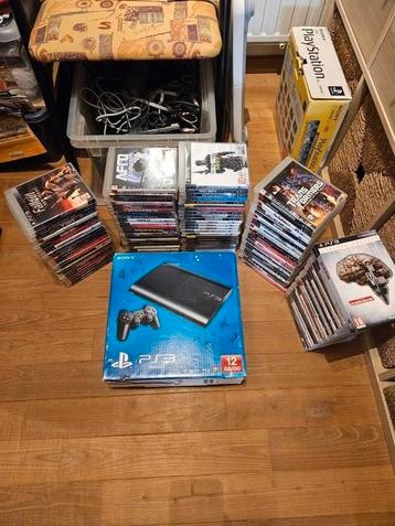 Playstation 3 boxed + games apart beschikbaar voor biedingen