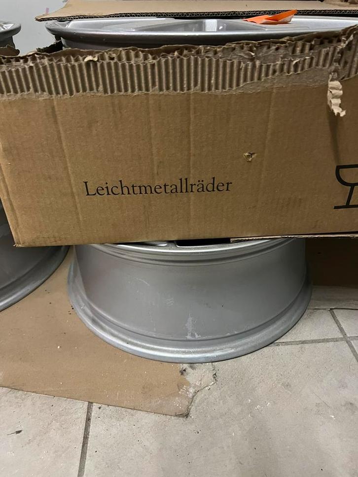 Ford focus rs velgen, Autos : Pièces & Accessoires, Pneus & Jantes, Jante(s), Enlèvement