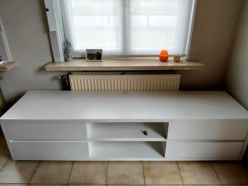 Degelijk en functioneel tv-meubel. Koopje!!, Huis en Inrichting, Kasten | Ladekasten, Ophalen