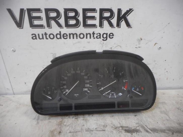 COCKPIT BMW 5 serie (E39) (01-1995/12-2004) (6211-8370082), Auto-onderdelen, Dashboard en Schakelaars, BMW, Gebruikt