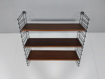 Vintage Tomado Wandrek, 3 planken beschikbaar voor biedingen