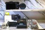 NIKON 1 V1 NIKOR VR 10-30mm f/3.5-5.6 V1 MODEL LENS KIT, Audio, Tv en Foto, Fotocamera's Digitaal, Spiegelreflex, 26 Megapixel