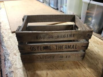 Krat-houten kist- bakjes-Oostende-Terminal-waterbak beschikbaar voor biedingen