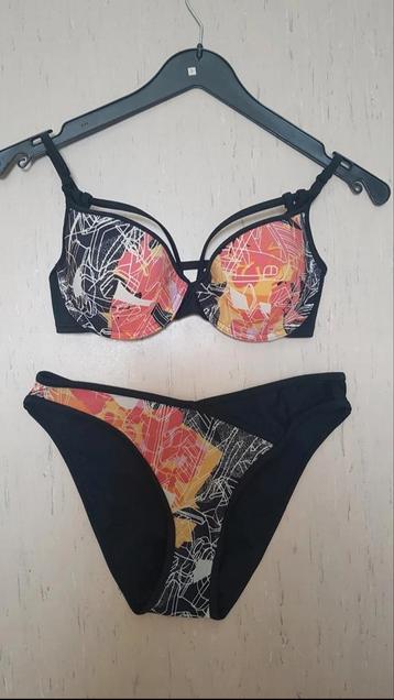Marlies Dekkers kleurrijke Bikini top met brief (slip) beschikbaar voor biedingen