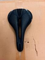 Selle Italia LADY Gel Flow Saddle road/gravel bike, Enlèvement ou Envoi, Comme neuf, Vélo de course, Selle