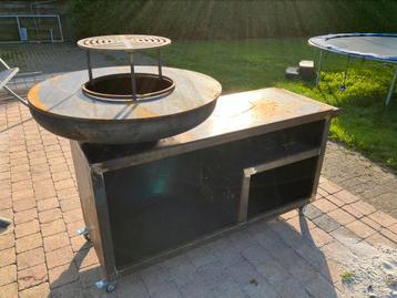 BBQ. plancha uit Cortenstaal beschikbaar voor biedingen