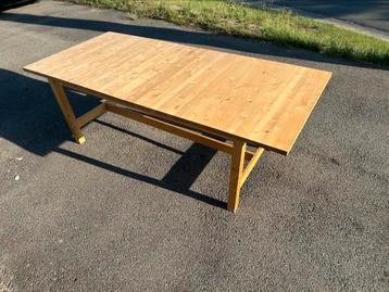 Table bien lourde avec rallonge beschikbaar voor biedingen