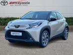 Toyota Aygo X PULSE+TECHPACK+cam+apple carpl, 72 pk, Beige, Handgeschakeld, 5 deurs