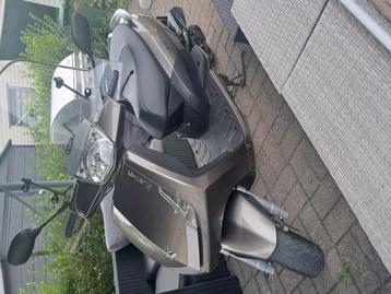 Peugeot vivacity 2016 beschikbaar voor biedingen