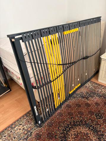 Bed 120x200 *elektrische bedframe* beschikbaar voor biedingen