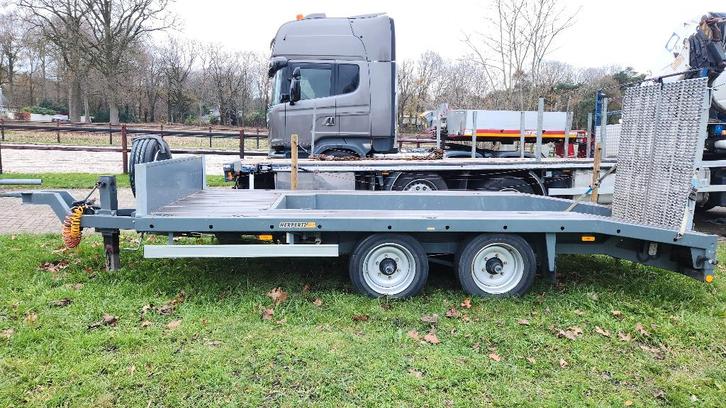 sterke nieuw opgebouwde ballast kraan trailer minigraver, Zakelijke goederen, Machines en Bouw | Transport, Ophalen