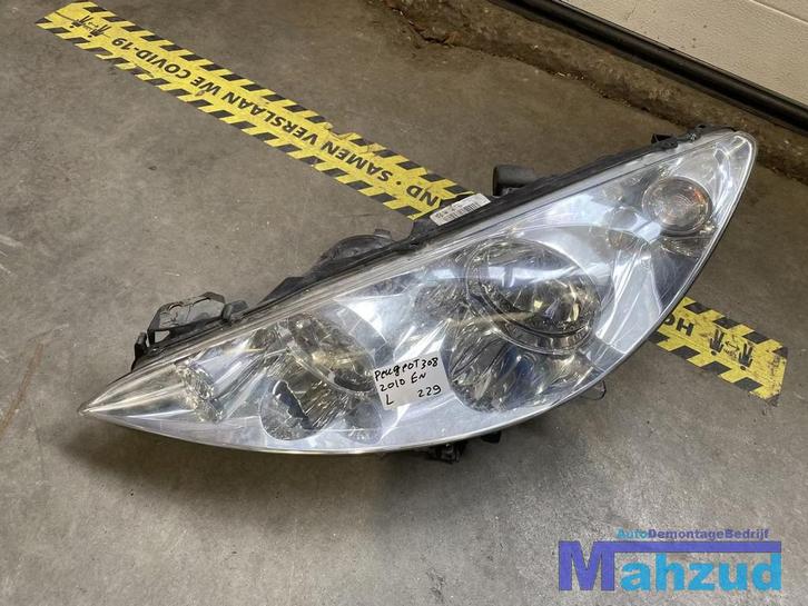 PEUGEOT 308 Links koplamp (ENGELS), Auto-onderdelen, Verlichting, Peugeot, Gebruikt