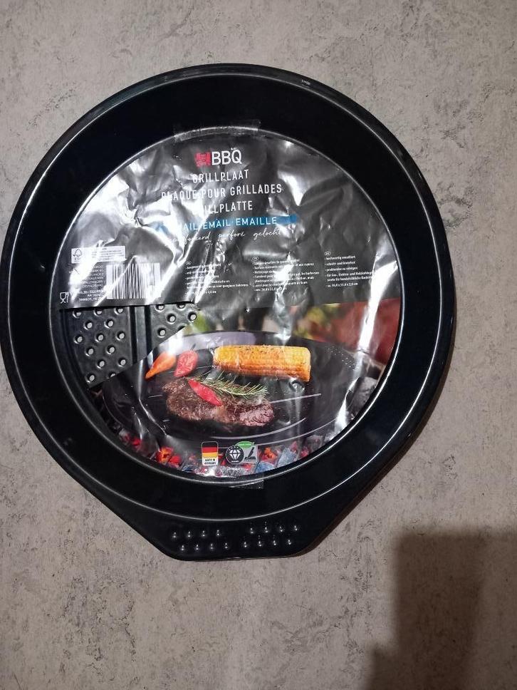 Geperforeerde geëmailleerde barbecuegrillplaat, Elektronische apparatuur, Grillplaten, Nieuw, Tafelgrill, Ophalen