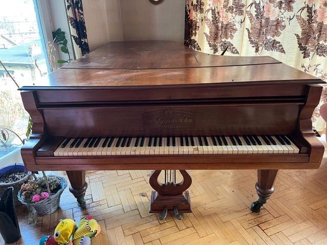 Piano à queue brun R .Lipp & Sohn  Stuttgard, Musique & Instruments, Pianos, Utilisé, Piano, Brun, Brillant, Enlèvement