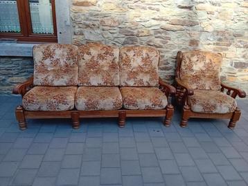 Divan et fauteuil beschikbaar voor biedingen