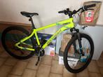 Vélo VTT ST100 Rockrider, Fietsen en Brommers, Versnellingen, Zo goed als nieuw, Rockrider, Ophalen