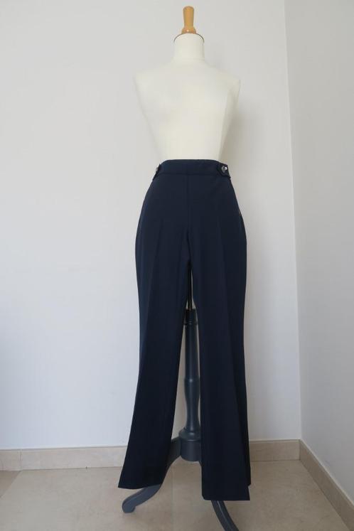 Blauwe pantalon Xandres - M 34, Kleding | Dames, Broeken en Pantalons, Zo goed als nieuw, Maat 34 (XS) of kleiner, Blauw, Lang