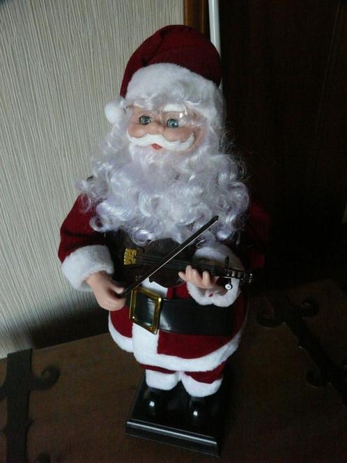 FIGURINE PERE NOEL ANIME ET MUSICAL, Diversen, Kerst, Zo goed als nieuw, Ophalen