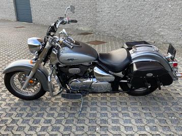 Suzuki Intruder C800 beschikbaar voor biedingen