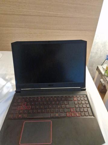 Acer Nitro 7 — i7 9750H — GTX 1660Ti — SSD 16 Go — 256 Go +, Enlèvement, Utilisé, Gaming, Azerty