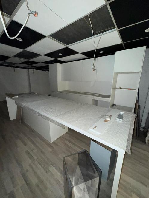 Moderne eilandkeuken – 3600cm, Huis en Inrichting, Tafels | Kaptafels, Zo goed als nieuw, Hout, Ophalen of Verzenden