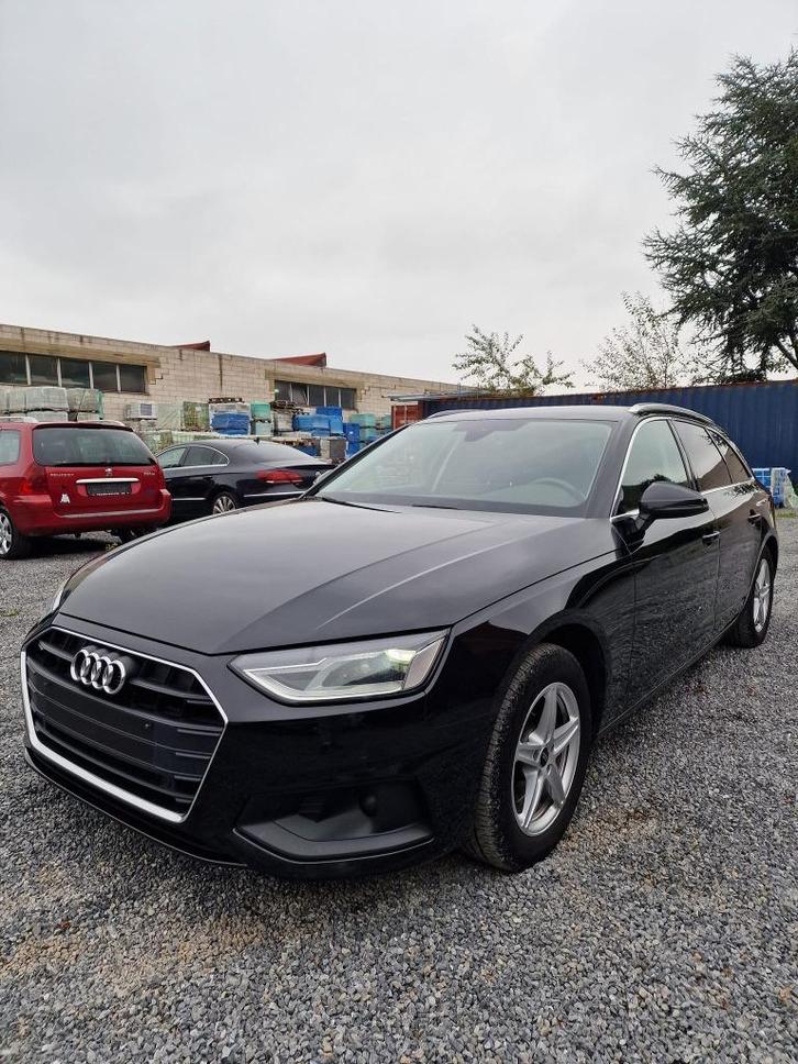 Audi A4 Avant 35 TDi S tronic // TVA DEDUCTIBLE, Auto's, Audi, Bedrijf, Te koop, A4, ABS, Bluetooth, Boordcomputer, Elektrische ramen